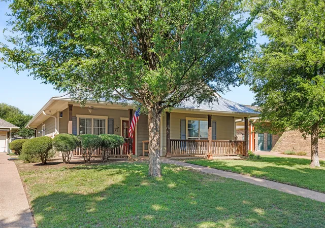 Photo 3 of Single family home for sale at 10609 Aquilla Trail, Waco, TX 76708 | MLS# 21284997 | Listing updated on 2026-07-20
