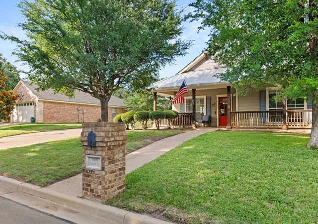 Homes for sale in Waco, TX | 10609 Aquilla Trail, Waco, TX 76708 | MLS# 21284997