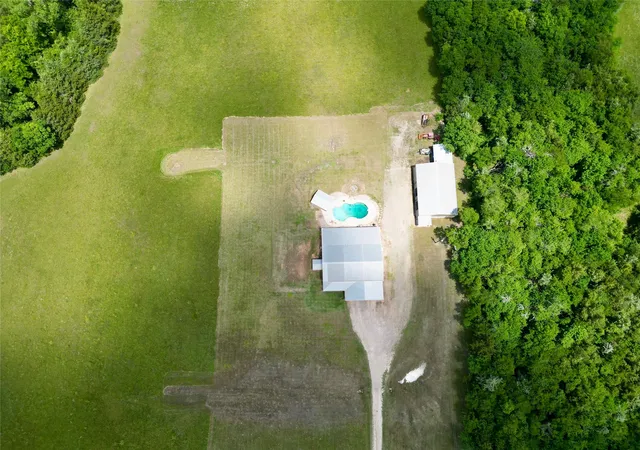 Homes for sale in Sumner, TX | 1524 County Road 34520, Sumner, TX 75486 | MLS# 21251045