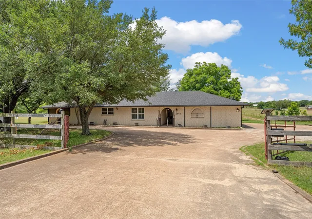 Photo 3 of Single family home for sale at 5444 Old Lorena Rd Rd, Lorena, TX 76655 | MLS# 21285226 | Listing updated on 2026-08-24