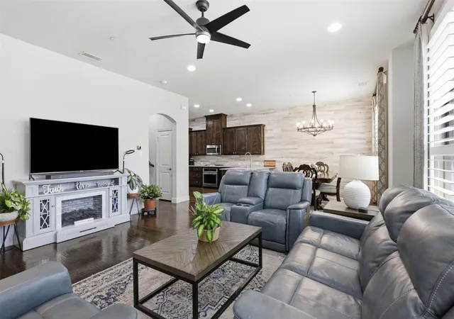 Photo 4 of Single family home for sale at 4675 Rhett Ln #A, Carrollton, TX 75010 | MLS# 21285270 | Listing updated on 2026-08-04