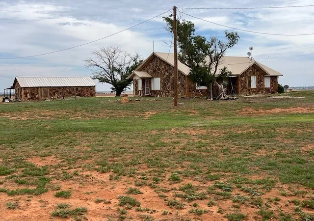 Homes for sale in Rotan, TX | 758 County Road 317, Rotan, TX 79546 | MLS# 21285300
