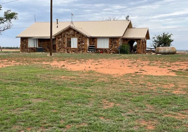 Homes for sale in Rotan, TX | 758 County Road 317, Rotan, TX 79546 | MLS# 21285300
