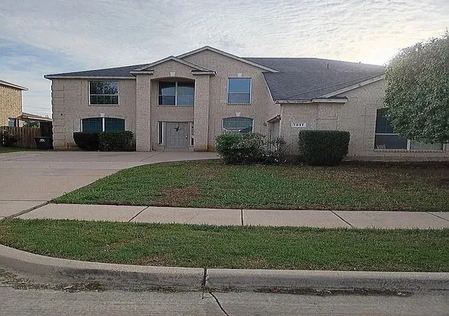 Photo 1 of Single family home for sale at 7817 Longbow Ln, Arlington, TX 76002 | MLS# 21285120 | Listing updated on 2026-09-27