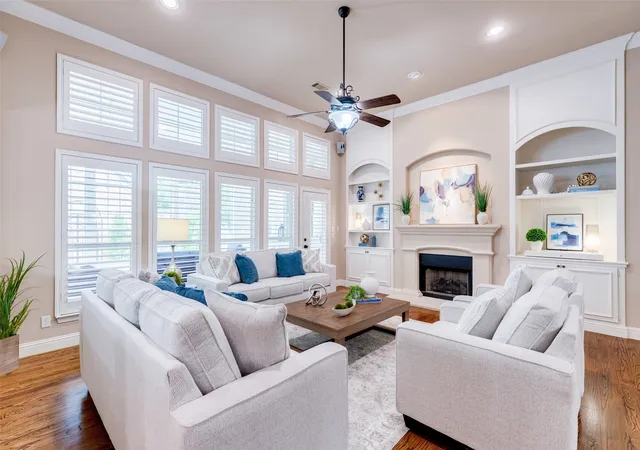 Photo 4 of Single family home for sale at 5652 Swisher Cir, Frisco, TX 75034 | MLS# 21276464 | Listing updated on 2026-09-17