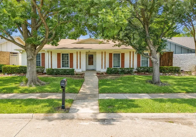 Homes for sale in Carrollton, TX | 1907 Rambling Ridge Ln, Carrollton, TX 75007 | MLS# 21284591