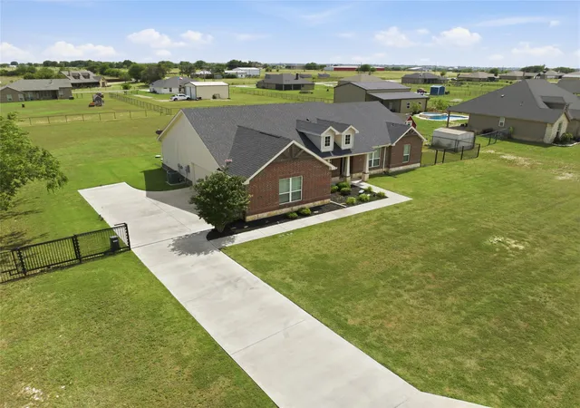 Photo 3 of Single family home for sale at 6343 Rustic Edge St, Godley, TX 76044 | MLS# 21284440 | Listing updated on 2026-08-22