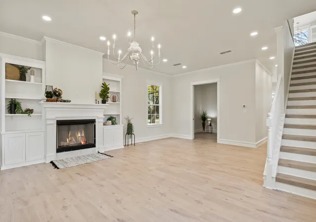 Photo 3 of Single family home for sale at 655 N Soda St, Jefferson, TX 75657 | MLS# 21285392 | Listing updated on 2026-07-08