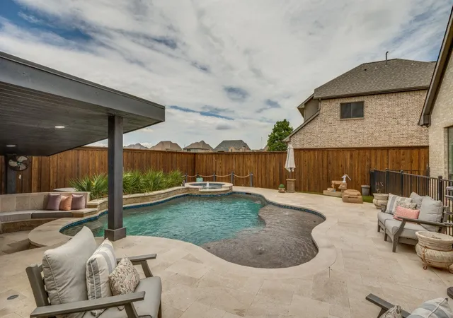 Photo 3 of Single family home for sale at 2511 Elaine Dr, Wylie, TX 75098 | MLS# 21266294 | Listing updated on 2026-09-19