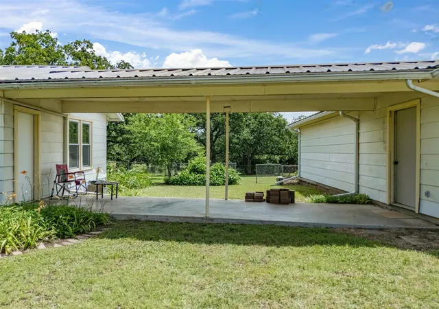 Homes for sale in Bowie, TX | 381 Bynum Rd, Bowie, TX 76230 | MLS# 21285171