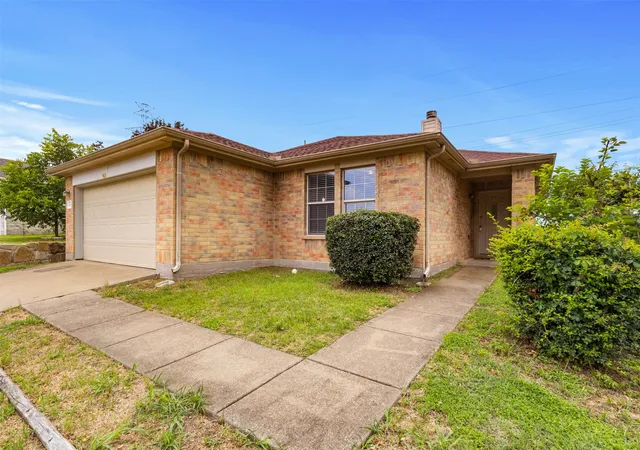 Photo 1 of Single family home for sale at 6163 Balcony Ln, Dallas, TX 75241 | MLS# 21280084 | Listing updated on 2026-08-22