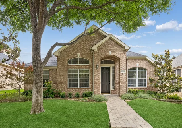 Homes for sale in Allen, TX | 2037 Saint Ives Dr, Allen, TX 75013 | MLS# 21285525