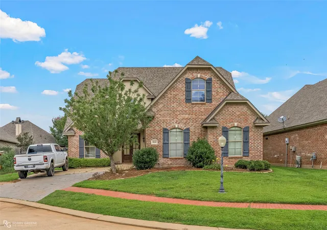 Homes for sale in Bossier City, LA | 814 Dumaine Dr, Bossier City, LA 71111 | MLS# 21285535