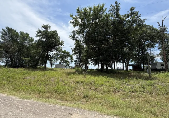 Photo 2 of Sale Pending at 482 Lcr 794, Groesbeck, TX 76642 | MLS# 21284649 | Listing updated on 2026-08-03
