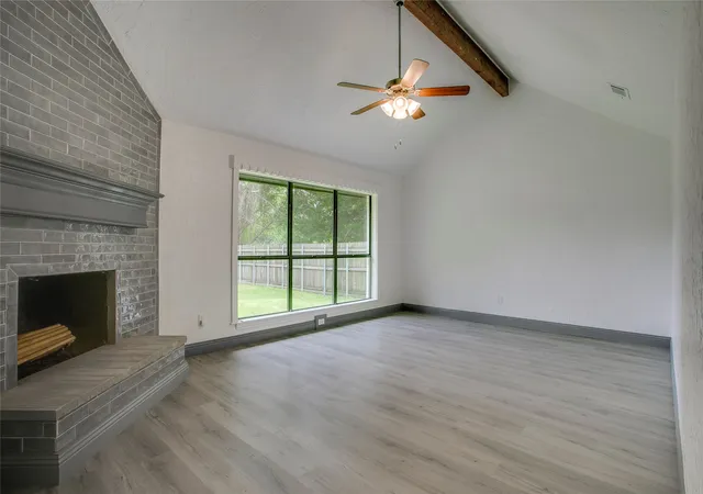 Photo 4 of Single family home for sale at 628 S Walker St, Mesquite, TX 75149 | MLS# 21279445 | Listing updated on 2026-08-04