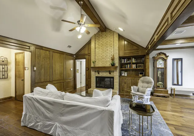 Homes for sale in Garland, TX | 1222 Stonewall St, Garland, TX 75043 | MLS# 21285531