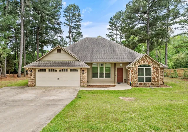 Homes for sale in Tyler, TX | 13553 Country Gln, Tyler, TX 75706 | MLS# 21285613