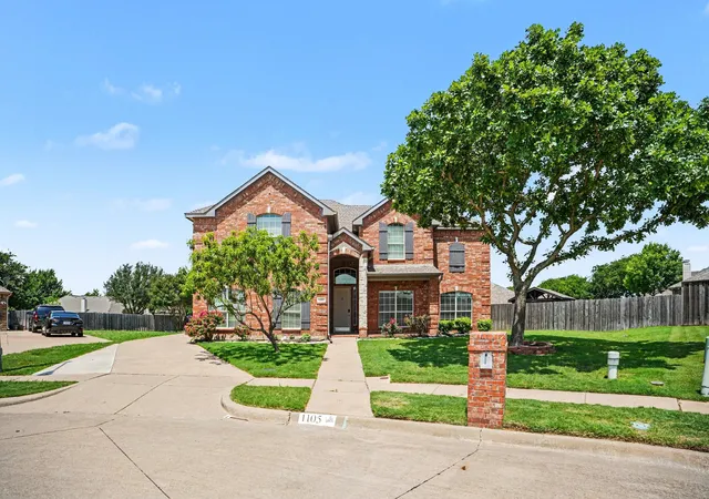 Photo 2 of Sale Pending at 1105 Blaze Ct, Midlothian, TX 76065 | MLS# 21280547 | Listing updated on 2026-08-30
