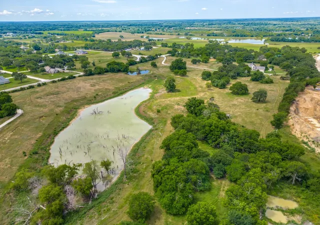 Homes for sale in Combine, TX | 825 Fm 1389 N, Combine, TX 75159 | MLS# 21285167