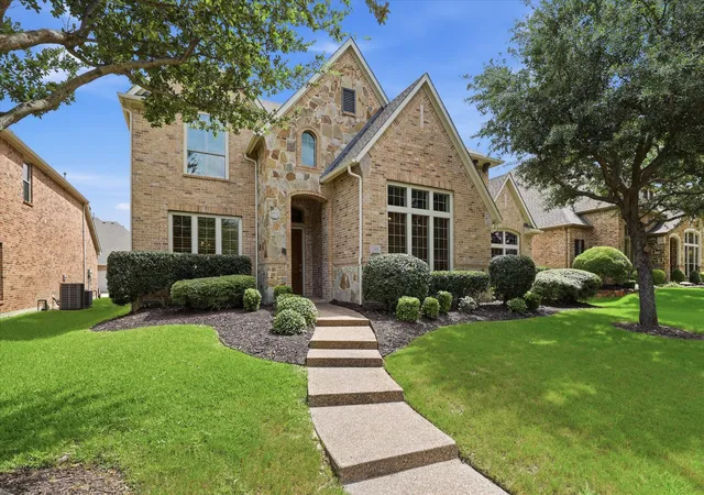 Photo 2 of Single family home for sale at 929 Lairds Ln, Allen, TX 75013 | MLS# 21285663 | Listing updated on 2026-08-22