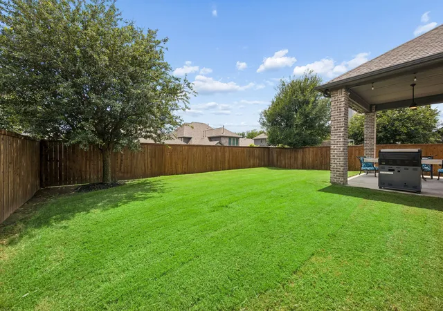 Photo 4 of Single family home for sale at 8813 Brunswick Ln, Mc Kinney, TX 75072 | MLS# 21275303 | Listing updated on 2026-07-28
