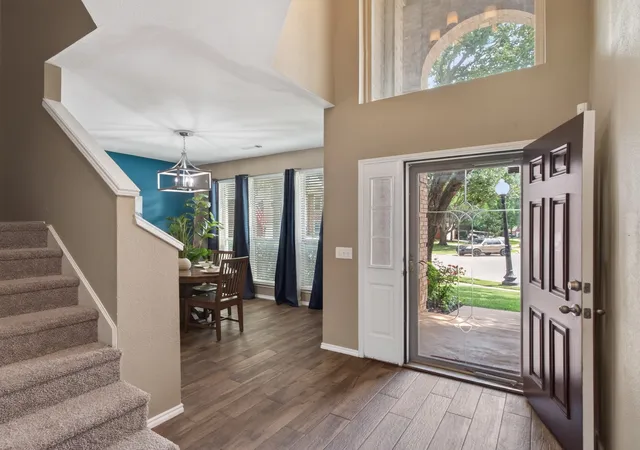 Photo 3 of Sale Pending at 3905 Lacebark Ln, Bedford, TX 76021 | MLS# 21270911 | Listing updated on 2026-07-13