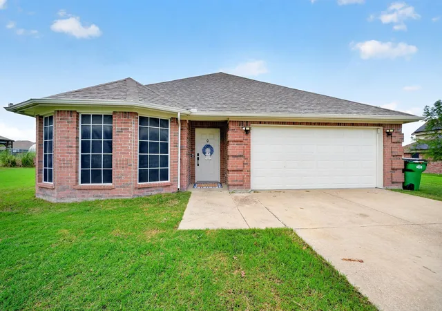 Photo 3 of Single family home for sale at 103 Avery Ln, Fate, TX 75189 | MLS# 21281660 | Listing updated on 2026-09-28
