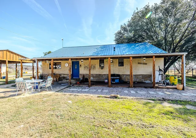 Homes for sale in Possum Kingdom Lake, TX | 513 Fm 2353 N, Possum Kingdom Lake, TX 76449 | MLS# 21285588