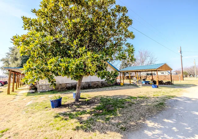 Homes for sale in Possum Kingdom Lake, TX | 513 Fm 2353 N, Possum Kingdom Lake, TX 76449 | MLS# 21285588