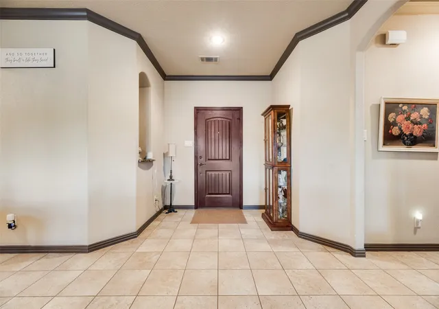 Homes for sale in Oak Ridge, TX | 1132 Chartres St, Oak Ridge, TX 75142 | MLS# 21285574