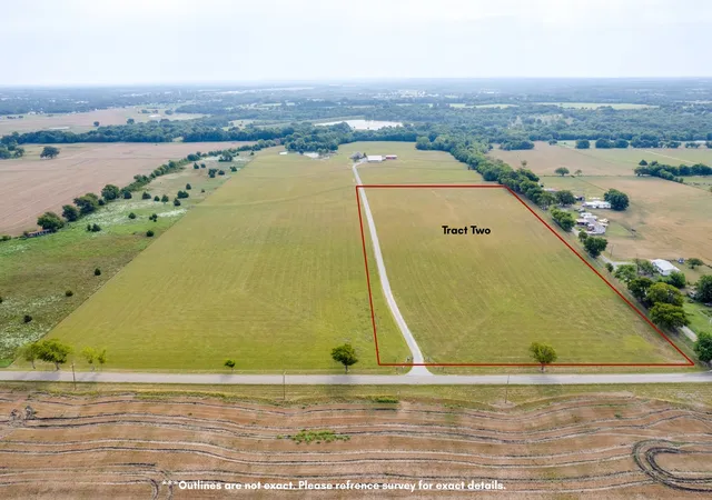 1st image of 1400 Sears (2) Rd, Bells, TX 75414 | MLS# 21284585