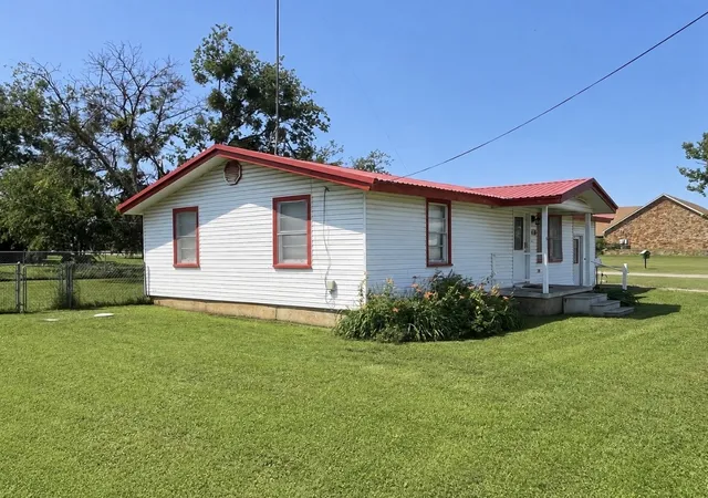 Homes for sale in Santo, TX | 57 W Palo Pinto St, Santo, TX 76472 | MLS# 21285420