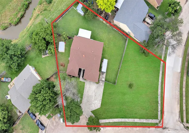 Photo 1 of Sale Pending at 2804 Miller Pl, Mesquite, TX 75150 | MLS# 21285406 | Listing updated on 2026-07-11