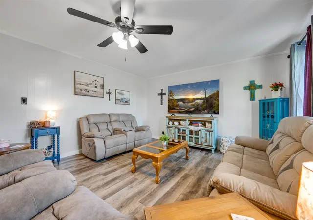 Homes for sale in Sumner, TX | 9958 Farm Road 79, Sumner, TX 75486 | MLS# 21279919