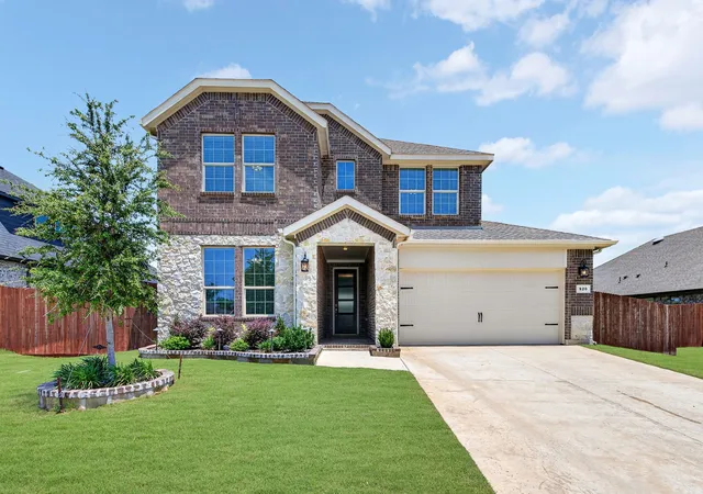 Photo 1 of Sale Pending at 920 Arkan Ln, Fort Worth, TX 76120 | MLS# 21285690 | Listing updated on 2026-08-24