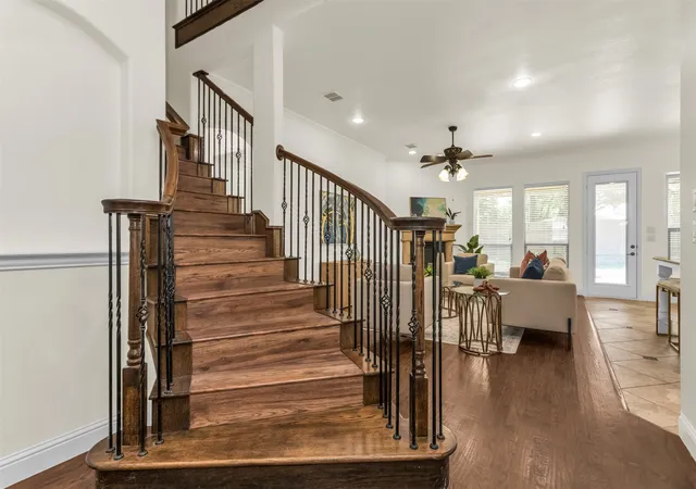 2nd image of 7604 Cindy Ln, Sachse, TX 75048 | MLS# 21275959