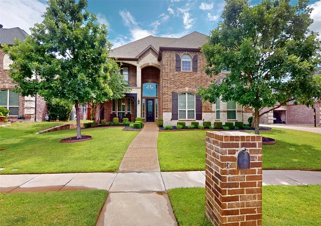 1st image of 2807 Mona Vale Rd, Trophy Club, TX 76262 | MLS# 21285821