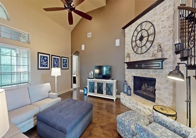 3rd image of 2807 Mona Vale Rd, Trophy Club, TX 76262 | MLS# 21285821