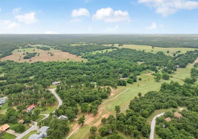 Homes for sale in Nocona, TX | 10 South Ct, Nocona, TX 76255 | MLS# 21285838