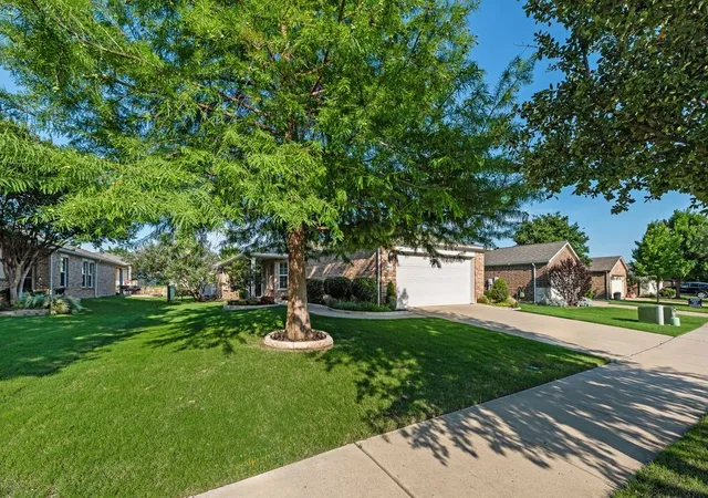 Homes for sale in Frisco, TX | 7564 Wiley Ln, Frisco, TX 75036 | MLS# 21284664