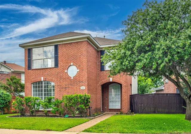 Photo 1 of Single family home for sale at 559 Raintree Cir, Coppell, TX 75019 | MLS# 21281302 | Listing updated on 2026-10-08