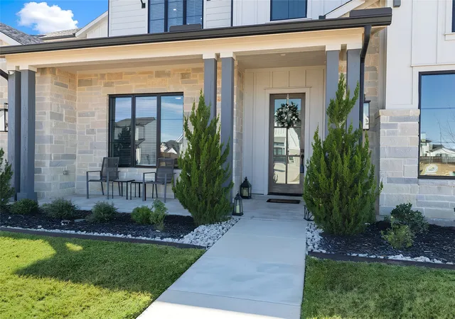 Photo 3 of Mansion for sale at 2132 Sicily Ln, Haslet, TX 76052 | MLS# 21285865 | Listing updated on 2026-09-05
