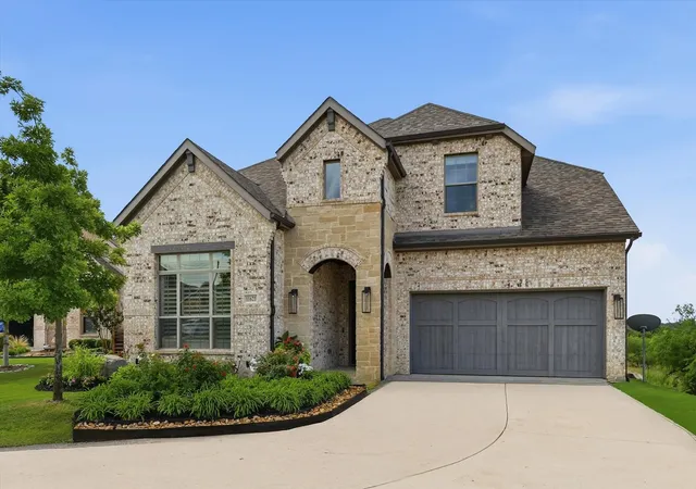 Photo 1 of Sale Pending at 11621 Cedar Grove, Roanoke, TX 76262 | MLS# 21279737 | Listing updated on 2026-08-29