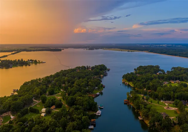 Homes for sale in Pittsburg, TX | 16 County Road 2131, Pittsburg, TX 75686 | MLS# 21283410
