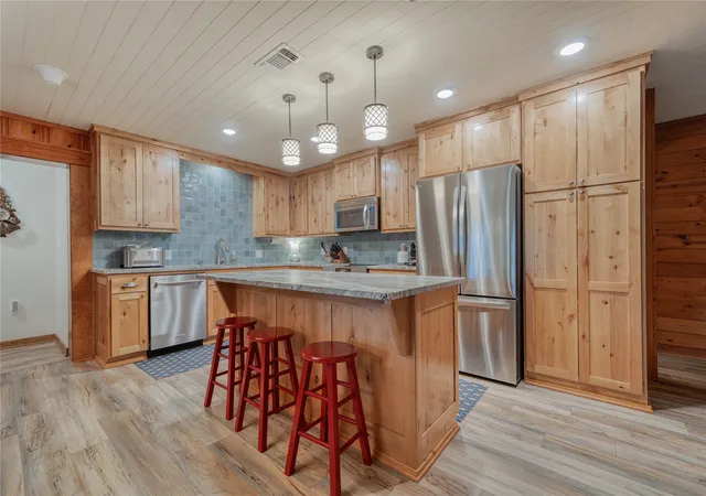 Homes for sale in Pittsburg, TX | 16 County Road 2131, Pittsburg, TX 75686 | MLS# 21283410