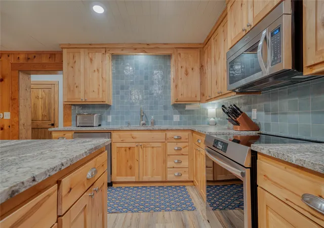 Homes for sale in Pittsburg, TX | 16 County Road 2131, Pittsburg, TX 75686 | MLS# 21283410