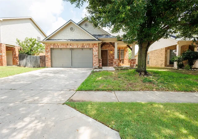 Photo 1 of Single family home for sale at 10844 Hawks Landing Rd, Haslet, TX 76052 | MLS# 21284715 | Listing updated on 2026-08-17