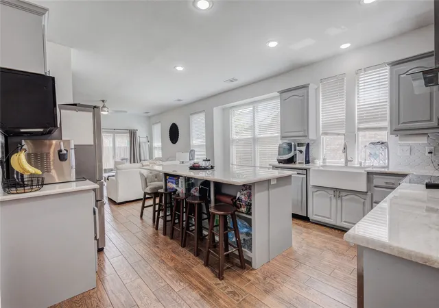 Photo 4 of Single family home for sale at 10844 Hawks Landing Rd, Haslet, TX 76052 | MLS# 21284715 | Listing updated on 2026-08-17