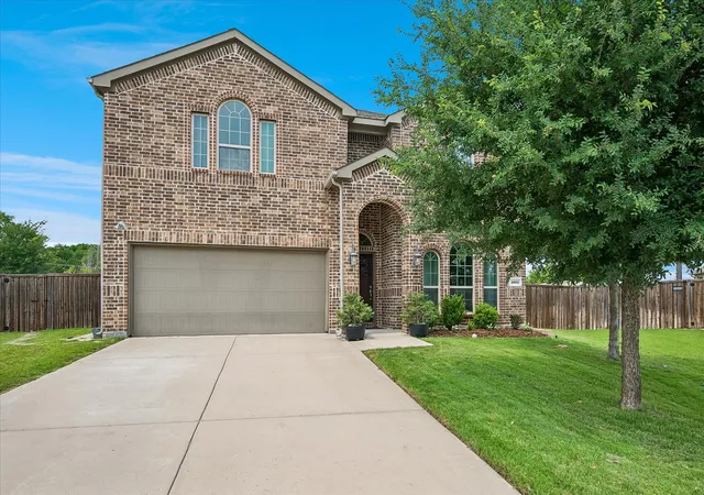 Photo 3 of Sale Pending at 1001 Motley Dr, Melissa, TX 75454 | MLS# 21284088 | Listing updated on 2026-07-10