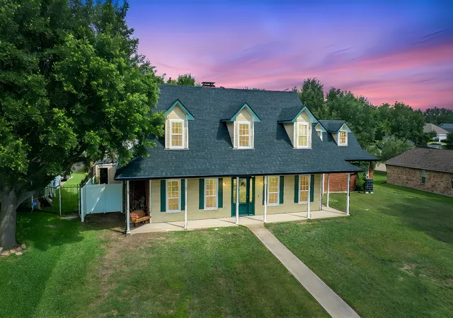 Photo 3 of Sale Pending at 4502 Dexham Rd, Rowlett, TX 75088 | MLS# 21282709 | Listing updated on 2026-07-23